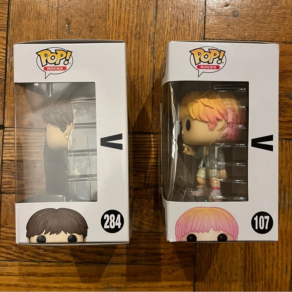 Funko Pop! Rocks BTS “V” Vinyl Figures - Picture 4 of 6
